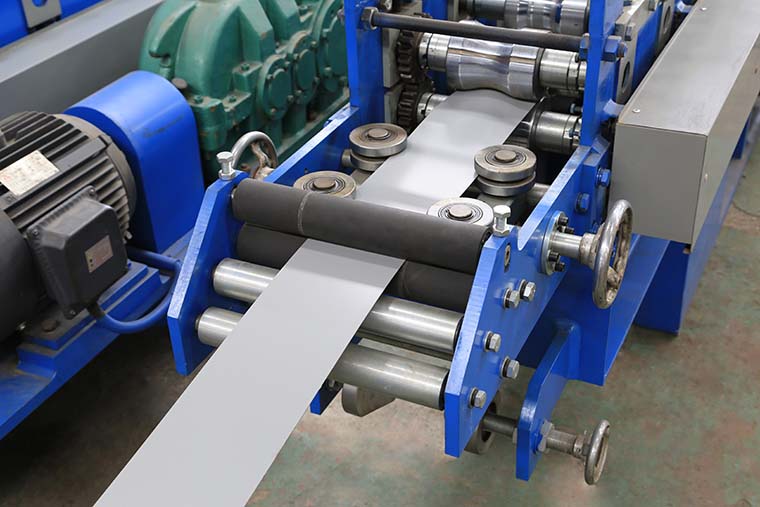  Roller Shutter Door Roll Forming Machine 