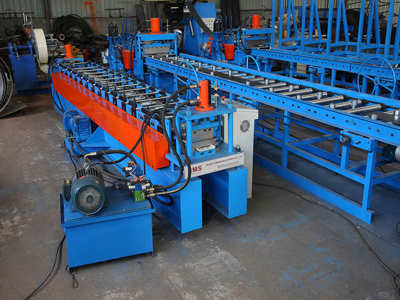 Metal Ceiling Plate Roll Forming Machine